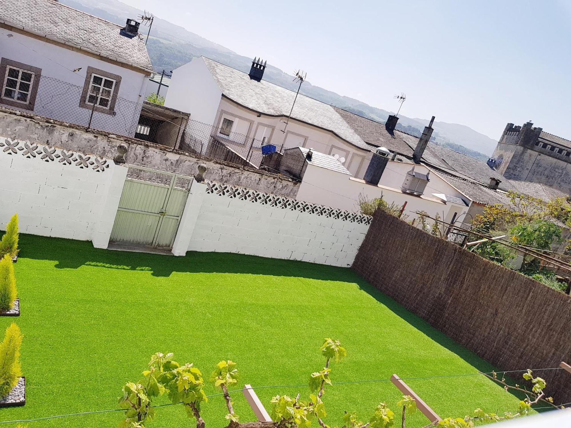 Casa Grande Do Costureiro-Para Grupos En Portomarin Con Terraza Y Vistas Exteriör bild
